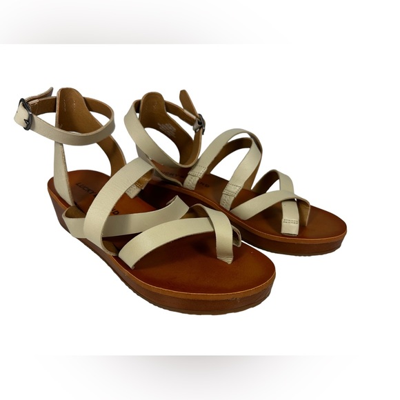 Lucky Brandi Hoami Sandals, Cream Color, Size 6 1/2 - Picture 6 of 8